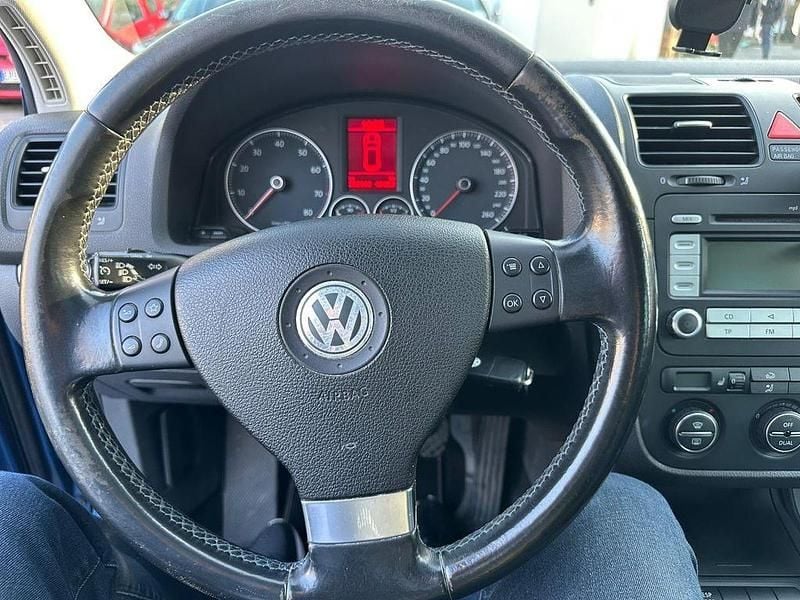 Gebraucht VW Golf V Comfortline 140 PS (102 kW) 2007 Limousine
