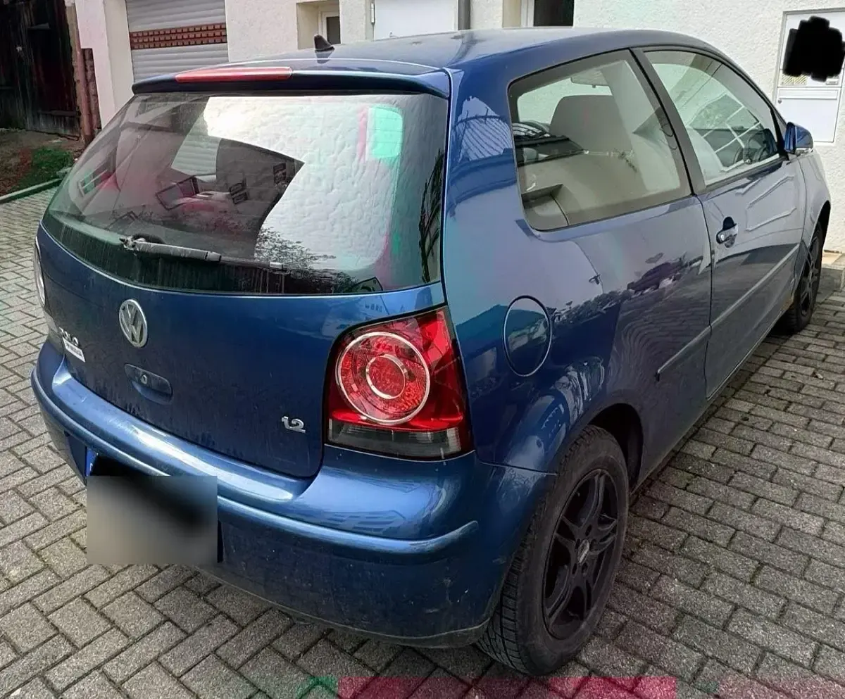 Używany VW Polo Trendline 64 KM (47 kW) 2005 Niebieski Hatchback