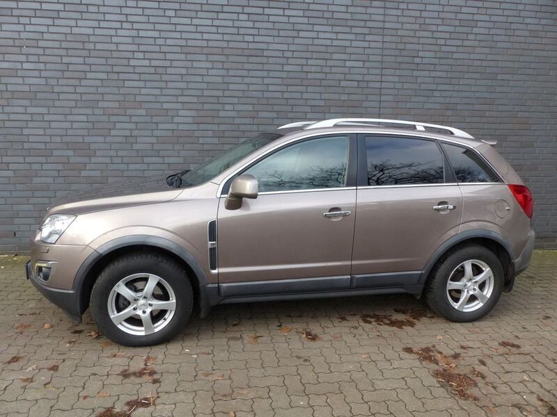 Gebraucht Opel Antara Cosmo 163 PS (119 kW) 2015 Kupferbraun SUV