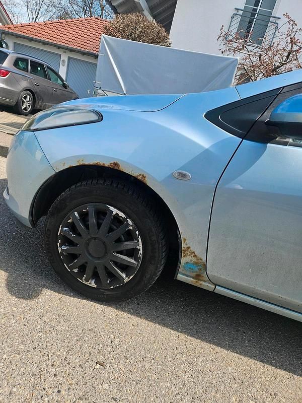 Gebraucht Mazda 2 75 PS (55 kW) 2008 Andere farben Kleinwagen