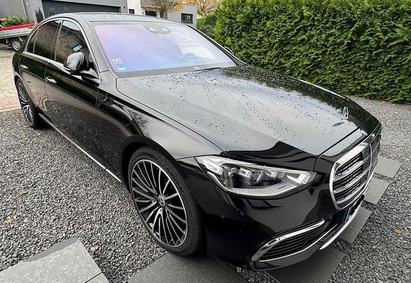 Schwarz Gebraucht 2021 Mercedes S350 Limousine | 63.888 € (Teuer) - Bild 1/4