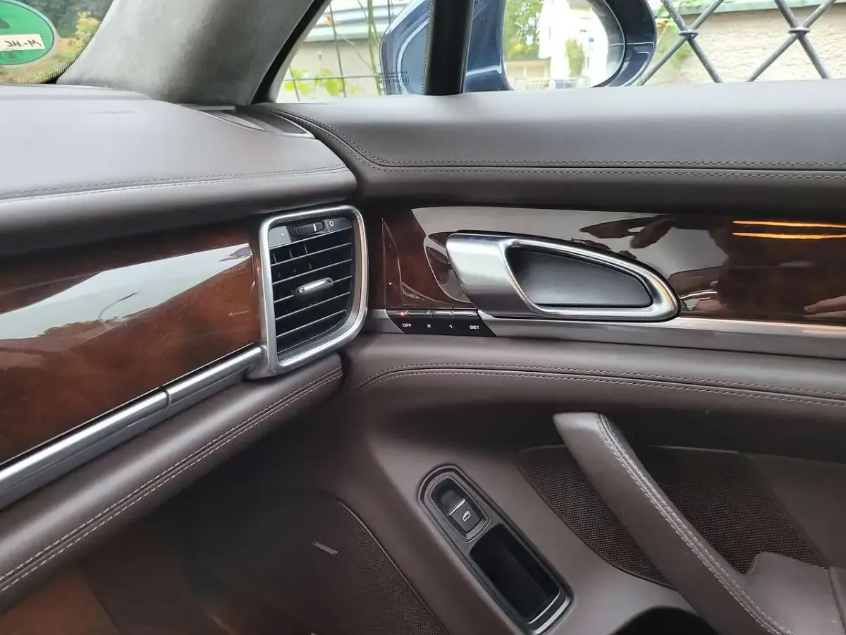 Gebraucht Porsche Panamera Turbo 500 PS (367 kW) 2010 Kleinwagen