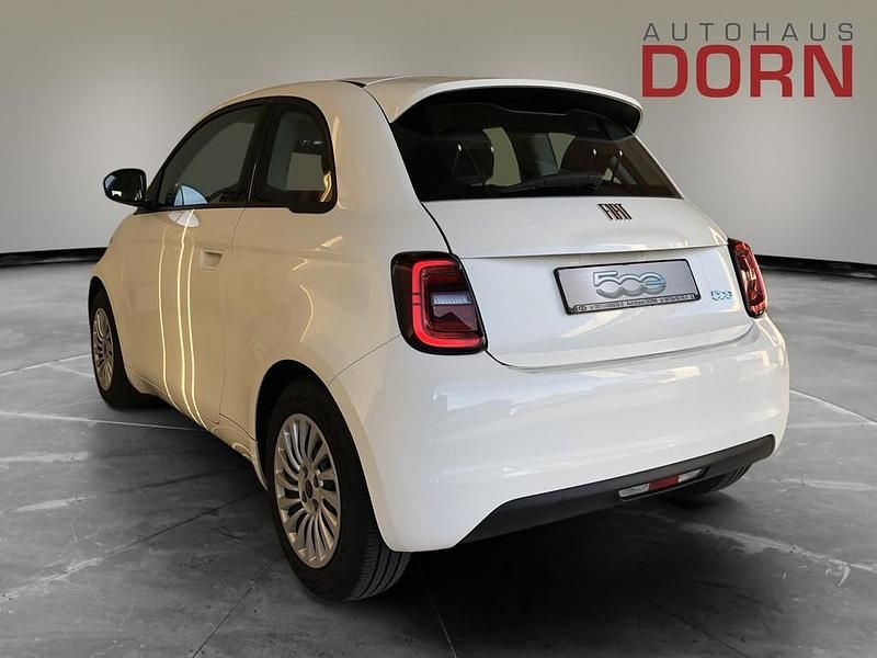 Gebraucht Fiat 500e 86 kW (118 PS) 2023 Weiß Limousine