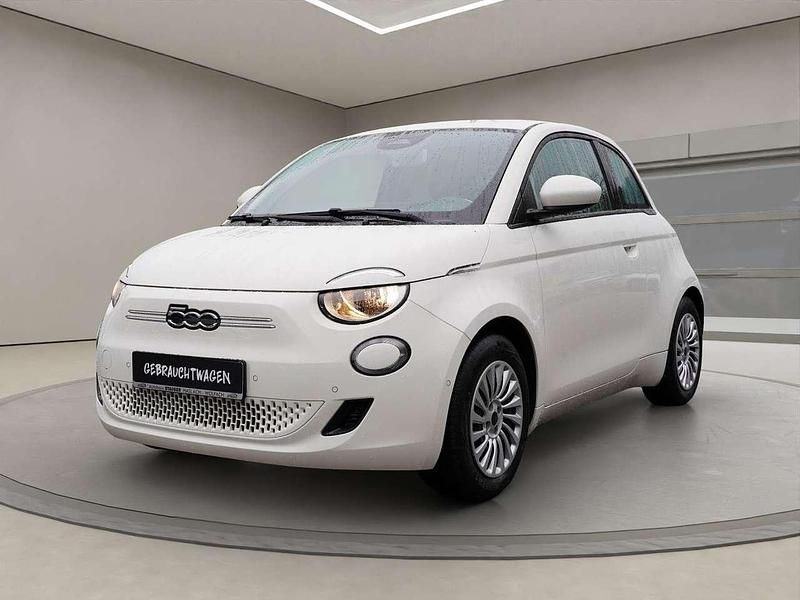 Weiß Gebraucht 2023 Fiat 500e Icon Kleinwagen | 19.250 € (Superpreis) - Bild 1/4