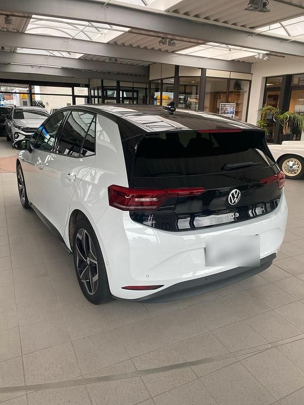 Gebraucht VW ID.3 Pro Performance 150 kW (204 PS) 2023 Weiß Kleinwagen