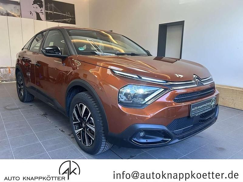 Lackierung pulsorange/typ aus Gebraucht 2021 Citroën C4 Feel Kombi | 16.580 € - Bild 1/4