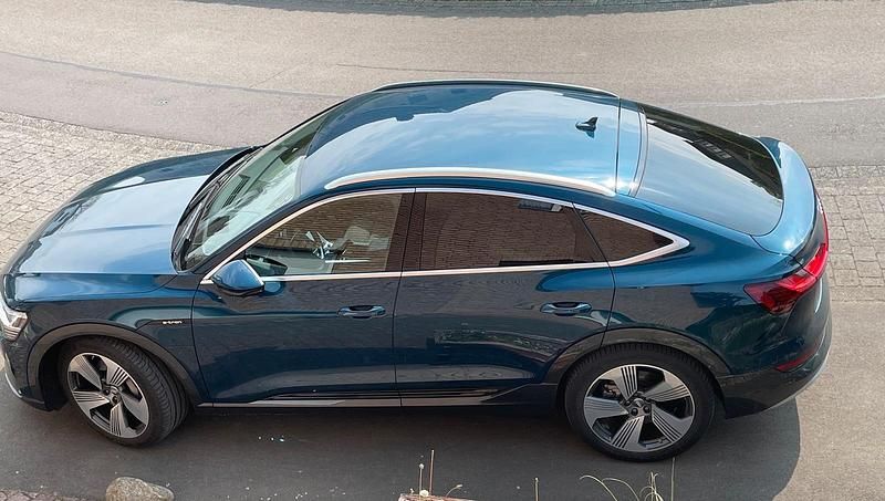 Gebraucht Audi e-tron Ambiente 300 kW (408 PS) 2020 Blau SUV