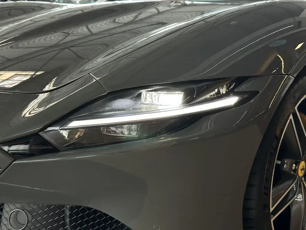 Gebraucht Ferrari Roma 620 PS (456 kW) 2021 Grau Coupé