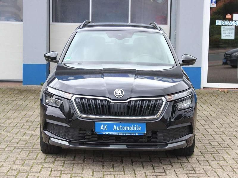 Schwarz Gebraucht 2020 Skoda Kamiq SUV | 17.950 € (Guter Preis) - Bild 1/4