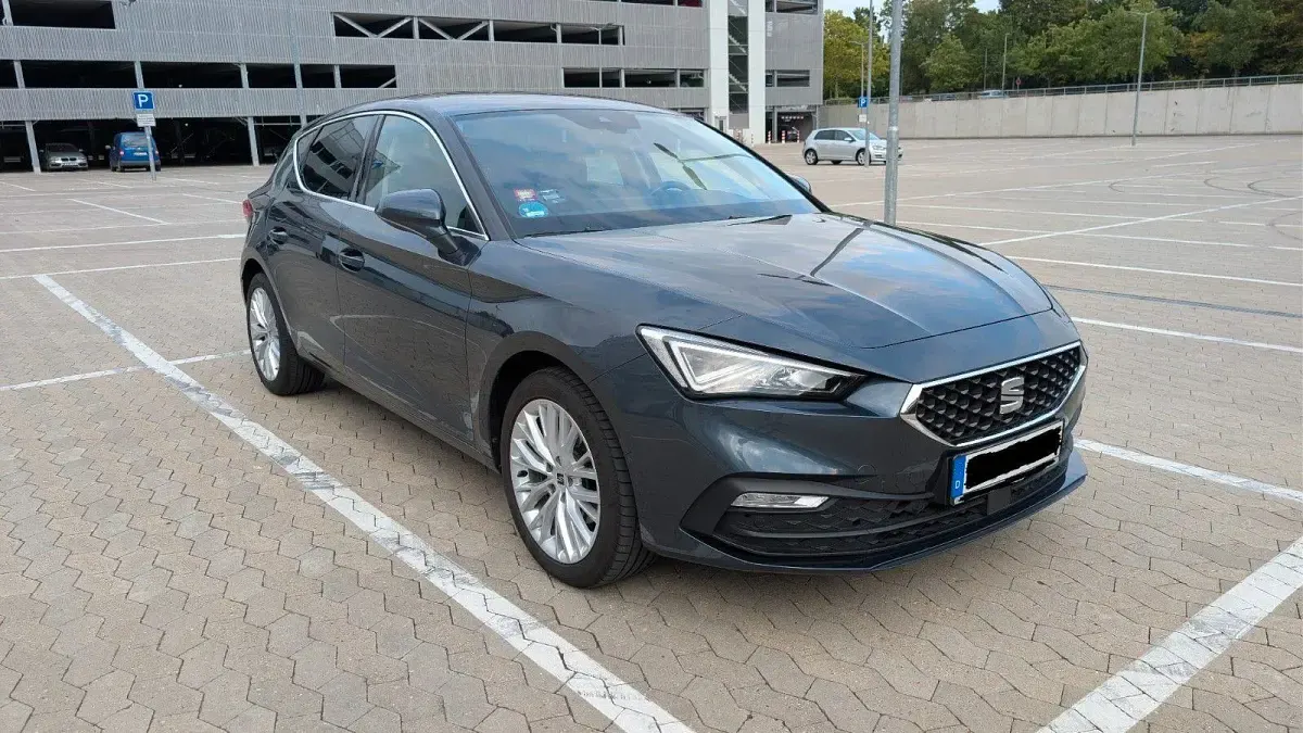 Gebraucht Seat Leon XCELLENCE 150 PS (110 kW) 2021 Grau Limousine