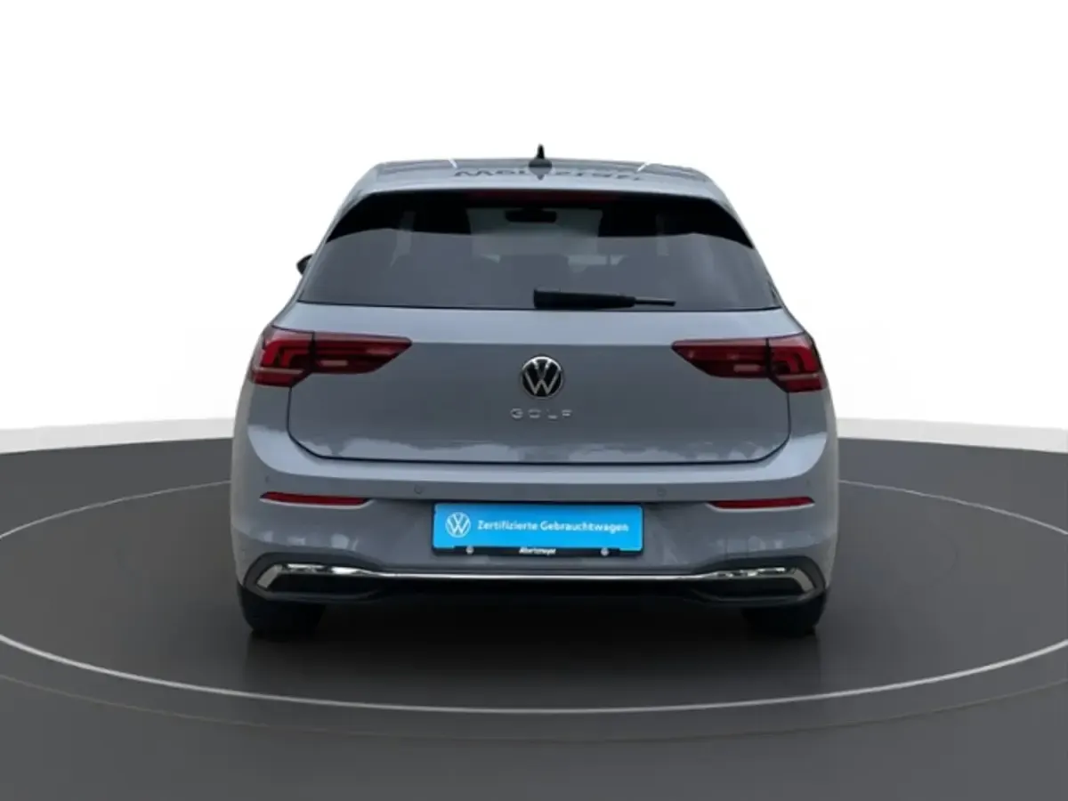Gebraucht VW Golf VIII Goal 150 PS (110 kW) 2025 Grau Limousine