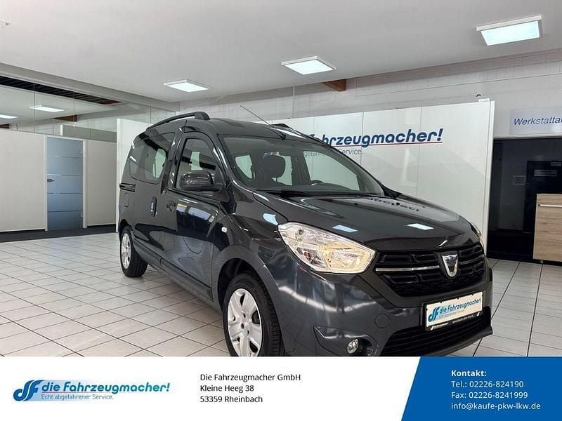Grau comete Gebraucht 2018 Dacia Dokker Comfort Van | 6.488 € (Guter Preis) - Bild 1/4