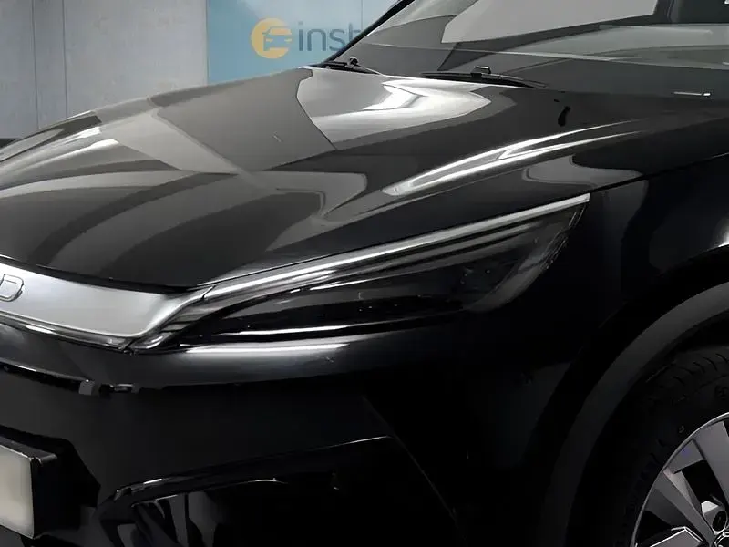 Käytetty BYD Atto 3 330 kW (449 HP) 2026 Musta Katumaasturi