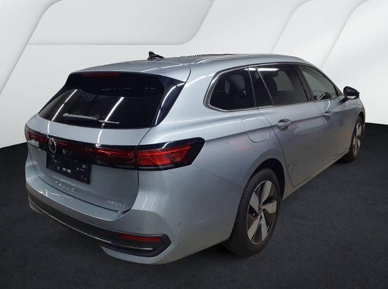 Gebraucht VW Passat Business 204 PS (150 kW) 2025 Silber Limousine