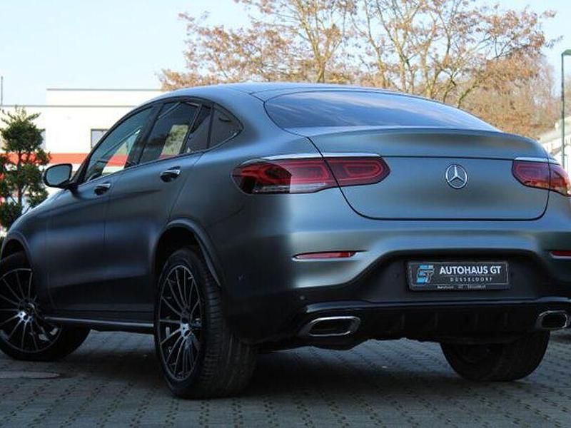 Gebraucht Mercedes GLC200 AMG 163 PS (119 kW) 2020 Designo grau SUV