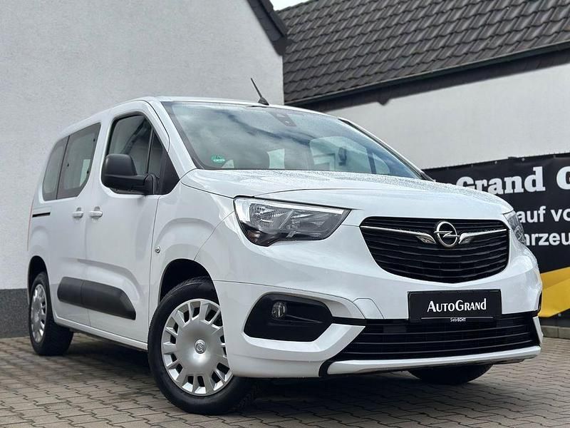 Gebraucht Opel Combo Life 102 PS (75 kW) 2022 Weiß Van / Kleinbus