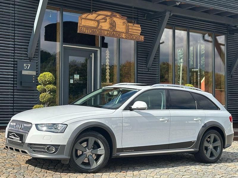 Weiß Gebraucht 2015 Audi A4 Allroad Advanced Kombi | 14.888 € (Guter Preis) - Bild 1/4