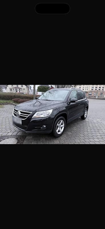 Gebraucht VW Tiguan 140 PS (102 kW) 2011 Schwarz SUV