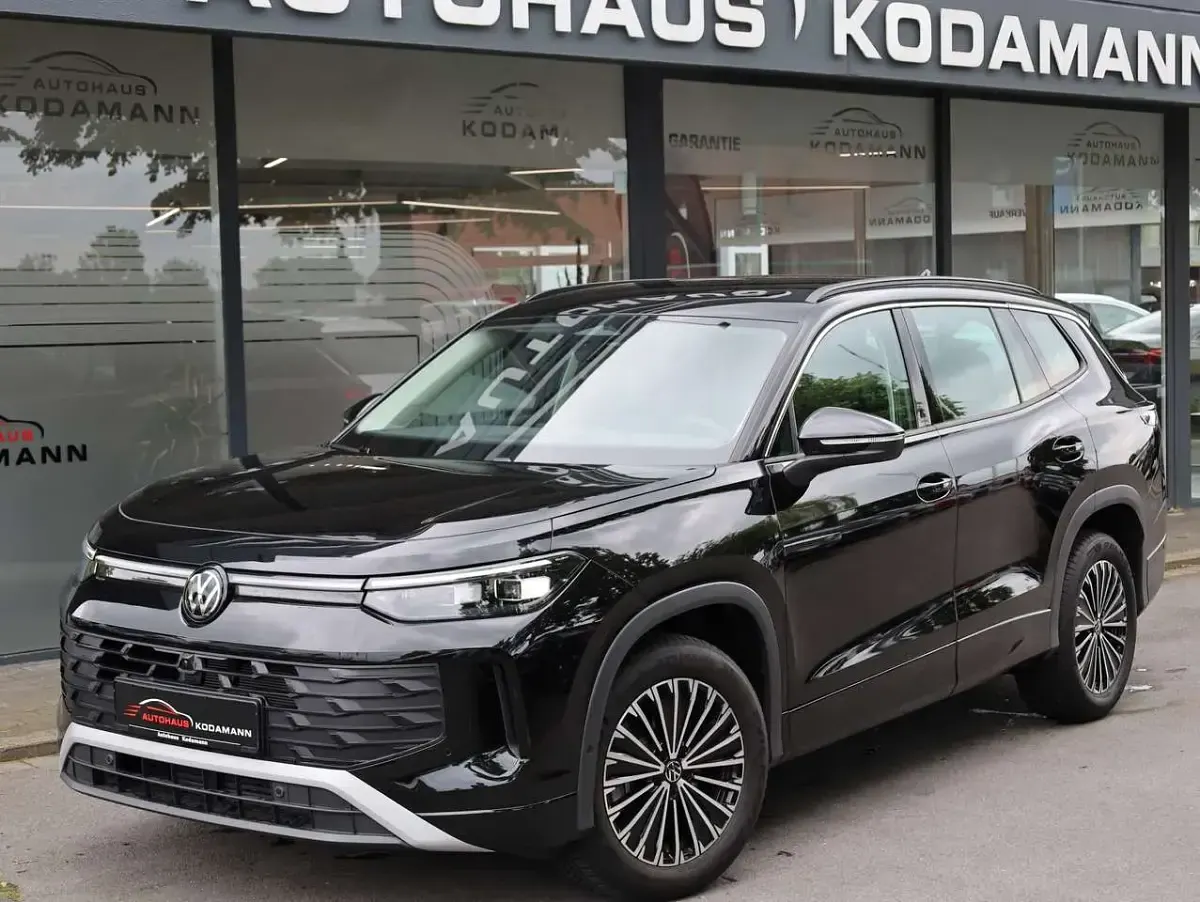 Gebraucht VW Tayron Life 150 PS (110 kW) 2025 Schwarz SUV