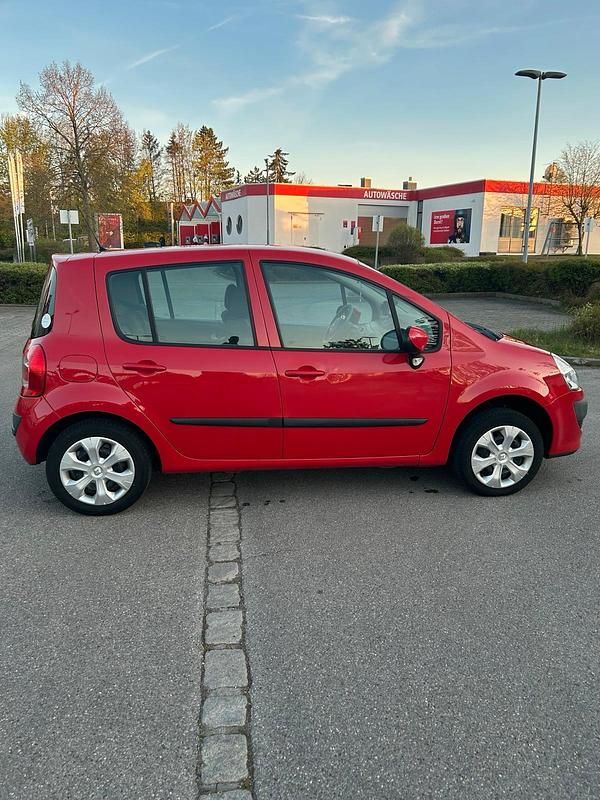 Second-hand Renault Modus 75 CP (55 kW) 2012 Roșu Monovolum