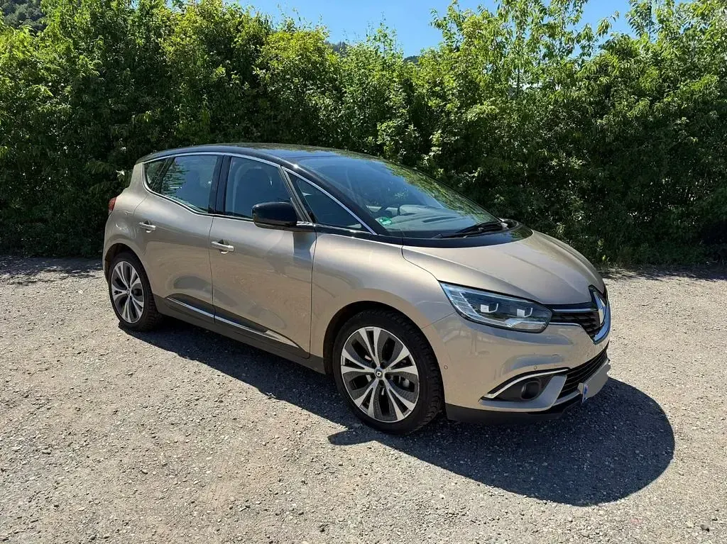 Gebraucht Renault Scénic III Intens 110 PS (80 kW) 2017 Beige Van / Kleinbus
