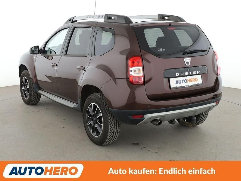 Second-hand Dacia Duster Black Shadow 125 CP (91 kW) 2017 Maro SUV