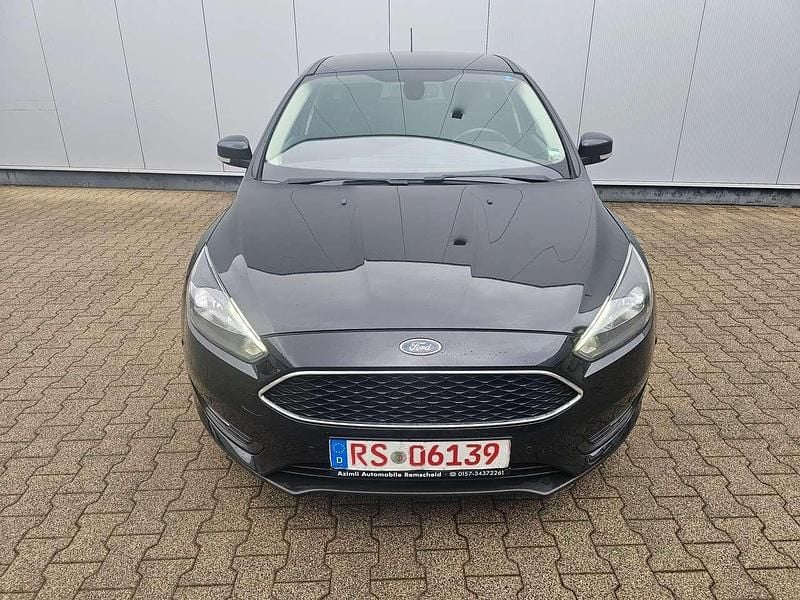 Gebraucht Ford Focus Business Edition 125 PS (91 kW) 2018 Schwarz Limousine
