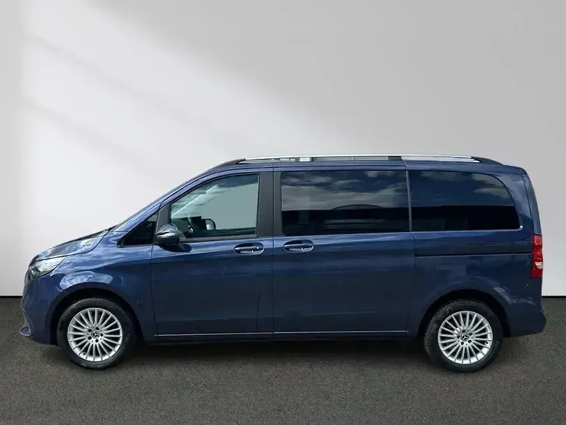Gebraucht Mercedes V220 163 PS (119 kW) 2024 Andere Van / Kleinbus