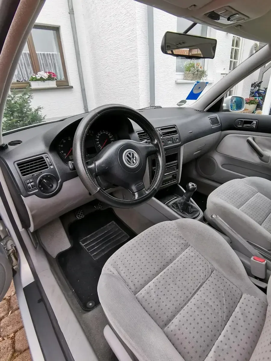 Gebraucht VW Bora 101 PS (74 kW) 2000 Grau Kombi