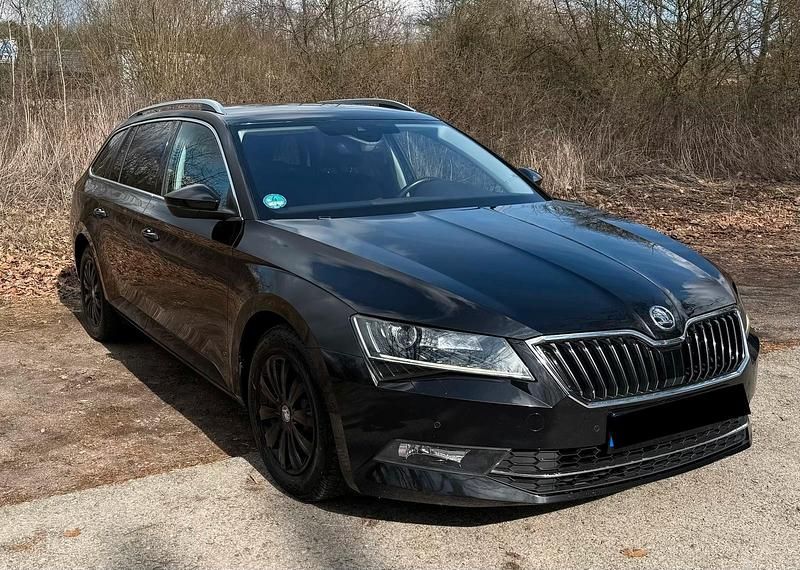 Gebraucht Skoda Superb 150 PS (110 kW) 2017 Schwarz Kombi