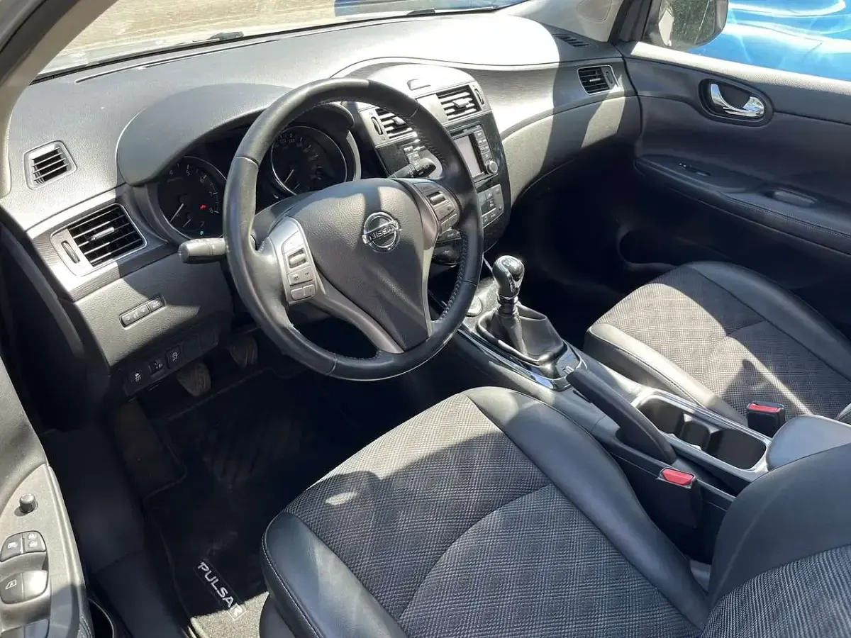Gebraucht Nissan Pulsar N-Connecta 116 PS (85 kW) 2017 Silver (m) Kleinwagen