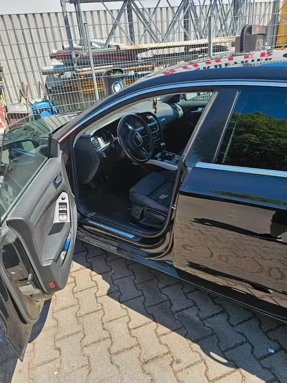 Gebraucht Audi A5 Sportback 179 PS (131 kW) 2011 Schwarz Kleinwagen