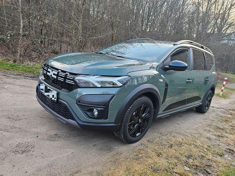 Gebraucht Dacia Jogger 110 PS (80 kW) 2023 Grün Van / Kleinbus