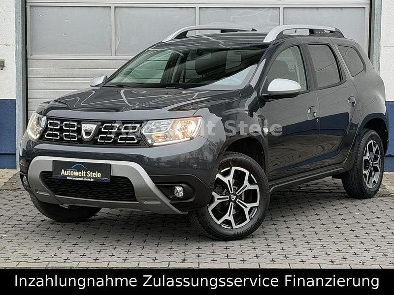 Grau Gebraucht 2019 Dacia Duster Prestige SUV | 14.800 € (Fairer Preis) - Bild 1/1