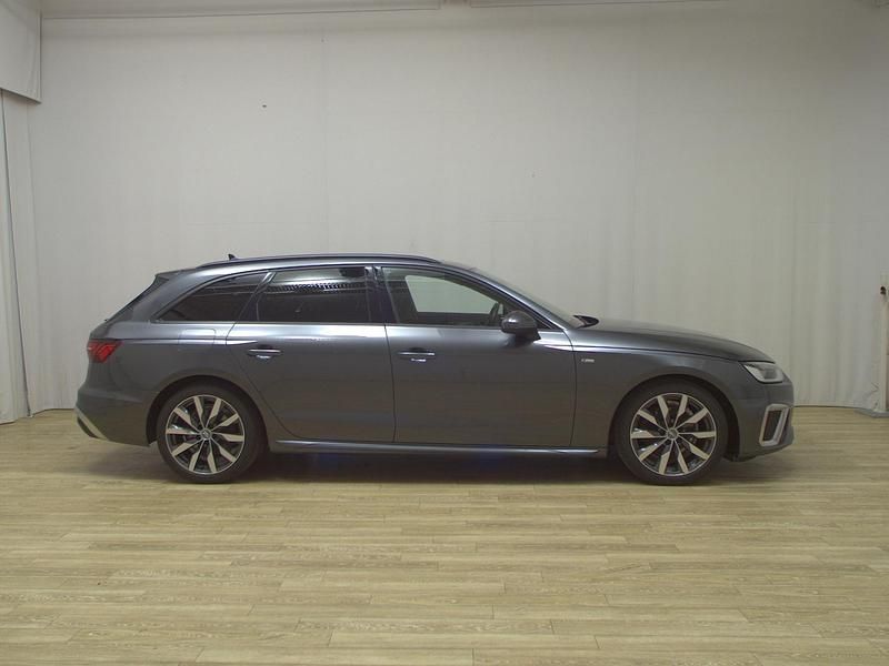 Gebraucht Audi A4 S-Line 163 PS (119 kW) 2020 Grau Kombi