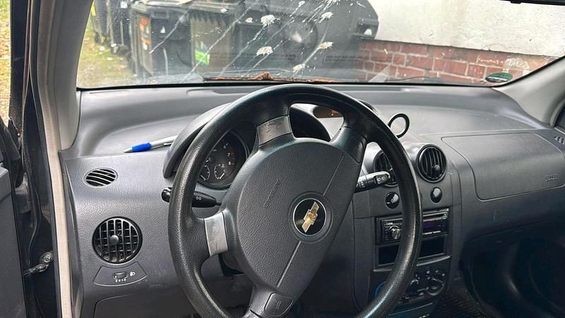 Gebraucht Chevrolet Kalos 75 PS (55 kW) 2008 Schwarz Kleinwagen