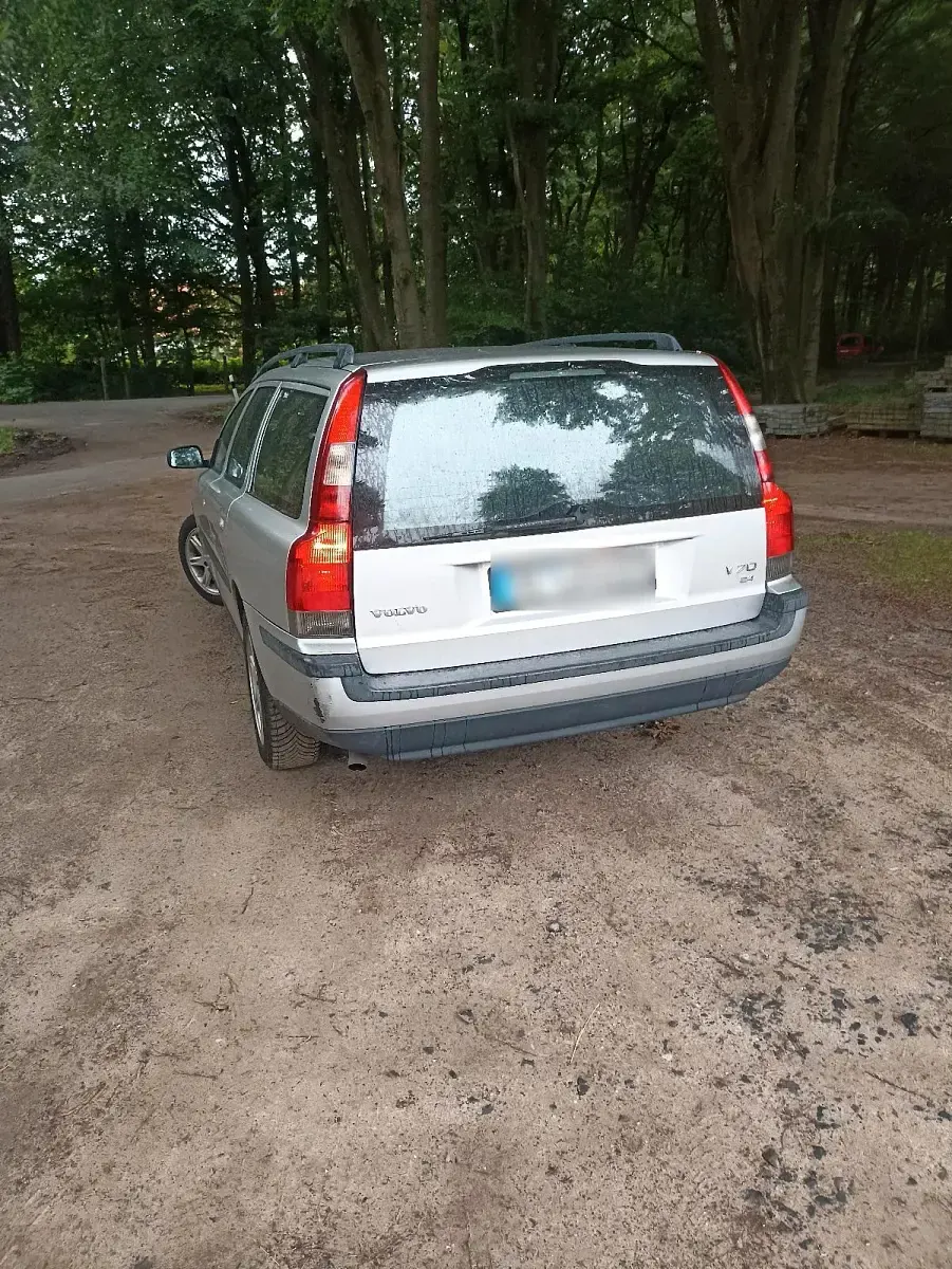 Gebraucht Volvo V70 140 PS (102 kW) 2000 Silber Kombi