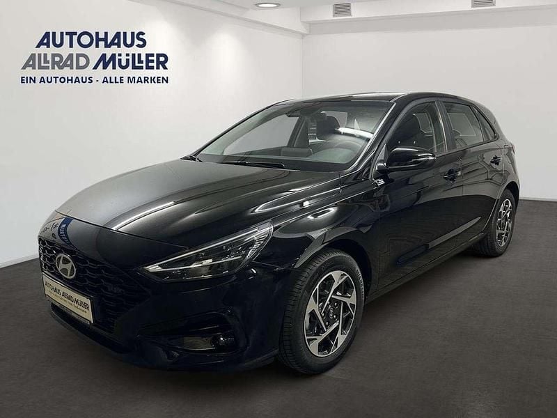 Schwarz Neu 2025 Hyundai i30 GO! Limousine | 22.480 € (Fairer Preis) - Bild 1/4