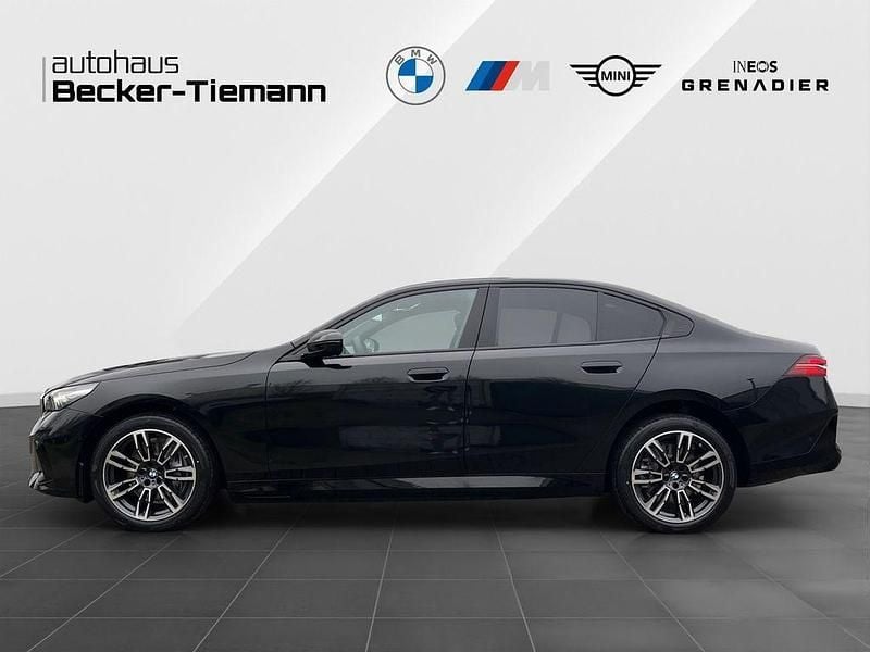 Neu BMW i5 Sport Line 289 kW (394 PS) 2025 Schwarz Limousine