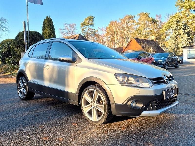 Gebraucht VW Polo Cross 105 PS (77 kW) 2011 Terra beige metallic Kleinwagen