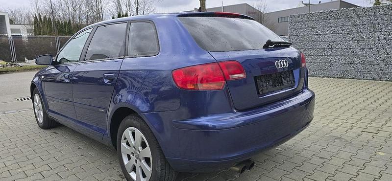 Gebraucht Audi A3 Ambiente 150 PS (110 kW) 2005 Blau Limousine