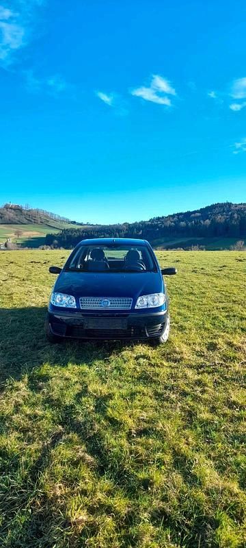 Gebraucht Fiat Punto 60 PS (44 kW) 2009 Blau Kleinwagen