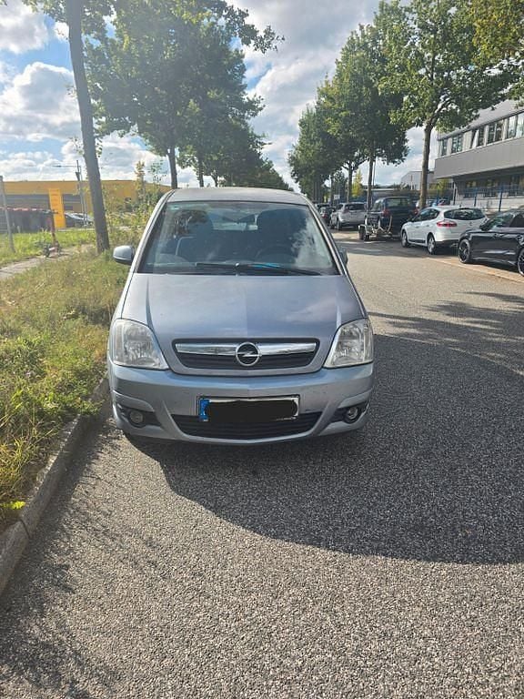 Silber Gebraucht 2006 Opel Meriva Edition Van / Kleinbus | 1.000 € (Guter Preis) - Bild 1/4
