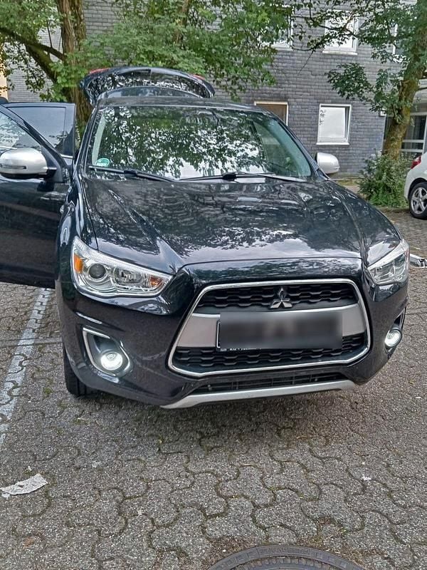 Schwarz Gebraucht 2014 Mitsubishi ASX Invite SUV | 5.100 € (Superpreis) - Bild 1/4