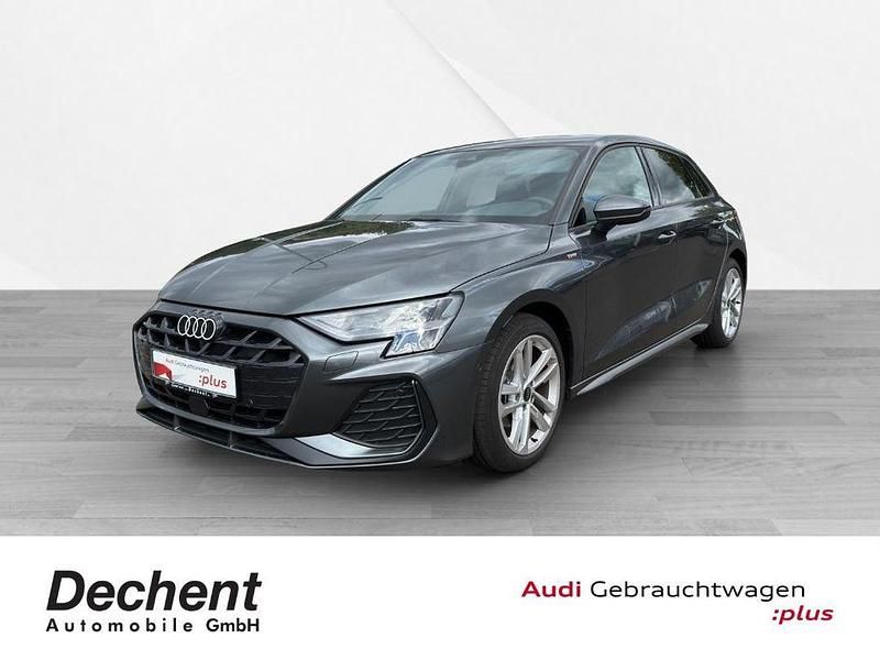 Grau Gebraucht 2025 Audi A3 Sportback S-Line Limousine | 36.900 € (Fairer Preis) - Bild 1/4