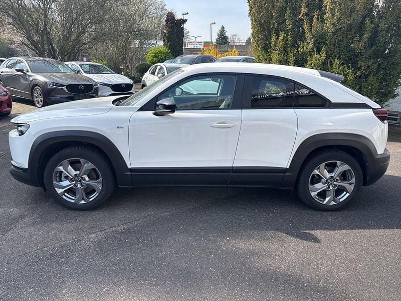 Gebraucht Mazda MX30 106 kW (145 PS) 2023 Arctic white SUV
