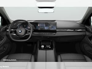Neu BMW 520 190 PS (139 kW) 2026 Schwarz (black sapphire) Limousine