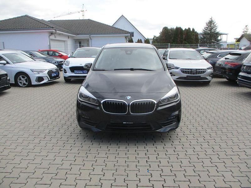 Gebraucht BMW 218 Gran Tourer 150 PS (110 kW) 2022 Schwarz Van / Kleinbus