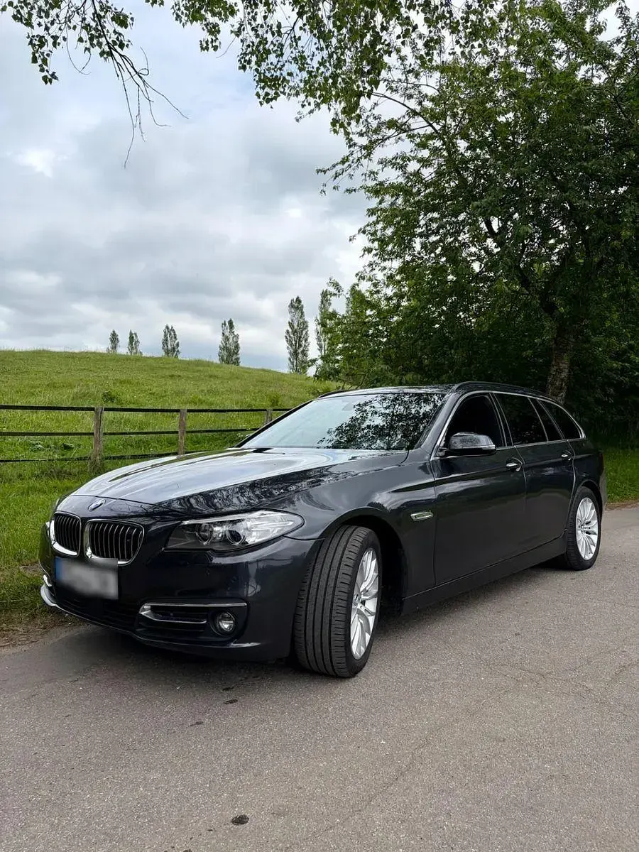 Gebraucht BMW 530 258 PS (189 kW) 2015 Schwarz Kombi