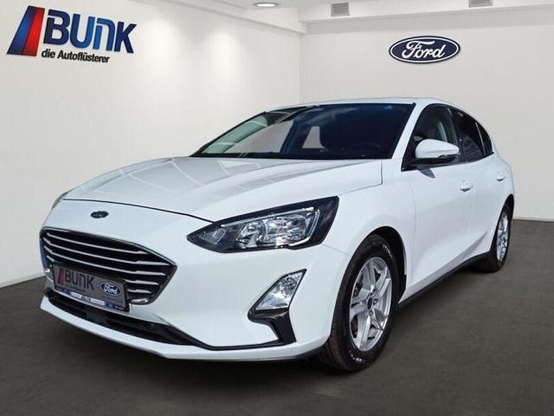Lackierung ""frostw Gebraucht 2021 Ford Focus Cool & Connect Limousine | 15.980 € (Etwas zu teuer) - Bild 1/4